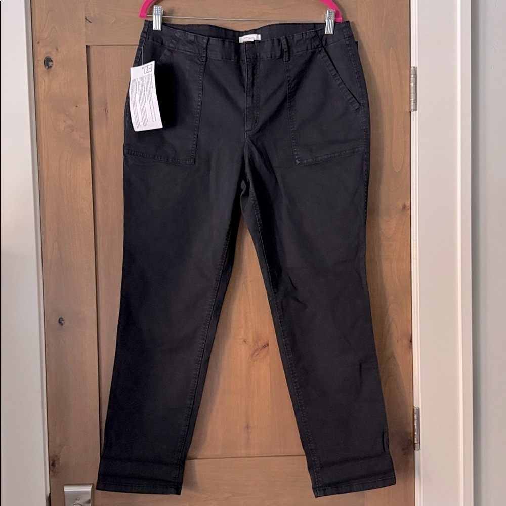 NWT Daily Ritual Chinos Womens 16 Black Business Casual Straight patch pockets